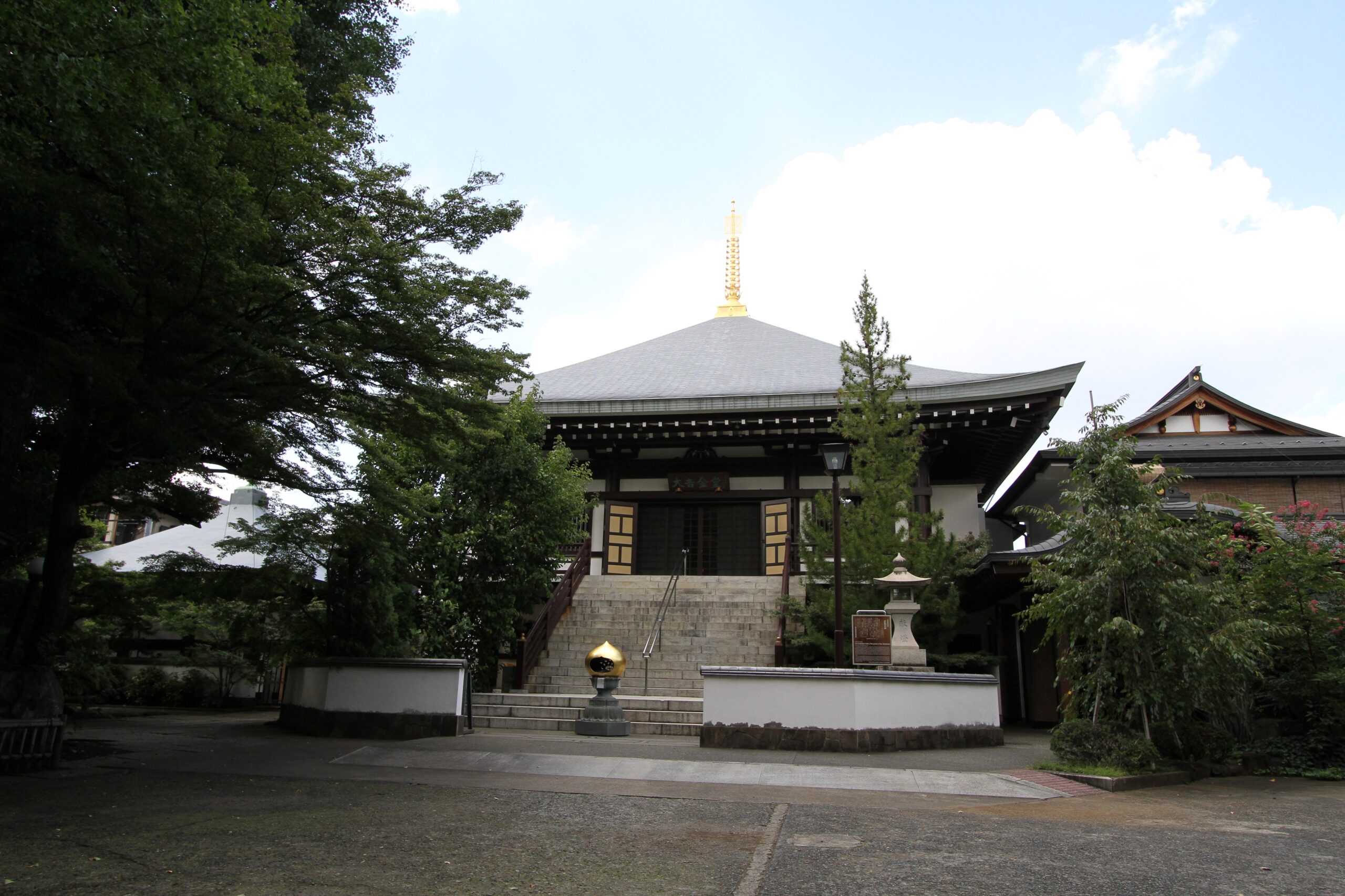 世田谷区　大吉寺境内
